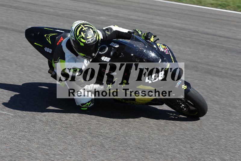 Archiv-2022/07 16.04.2022 Speer Racing ADR/Gruppe gelb/488